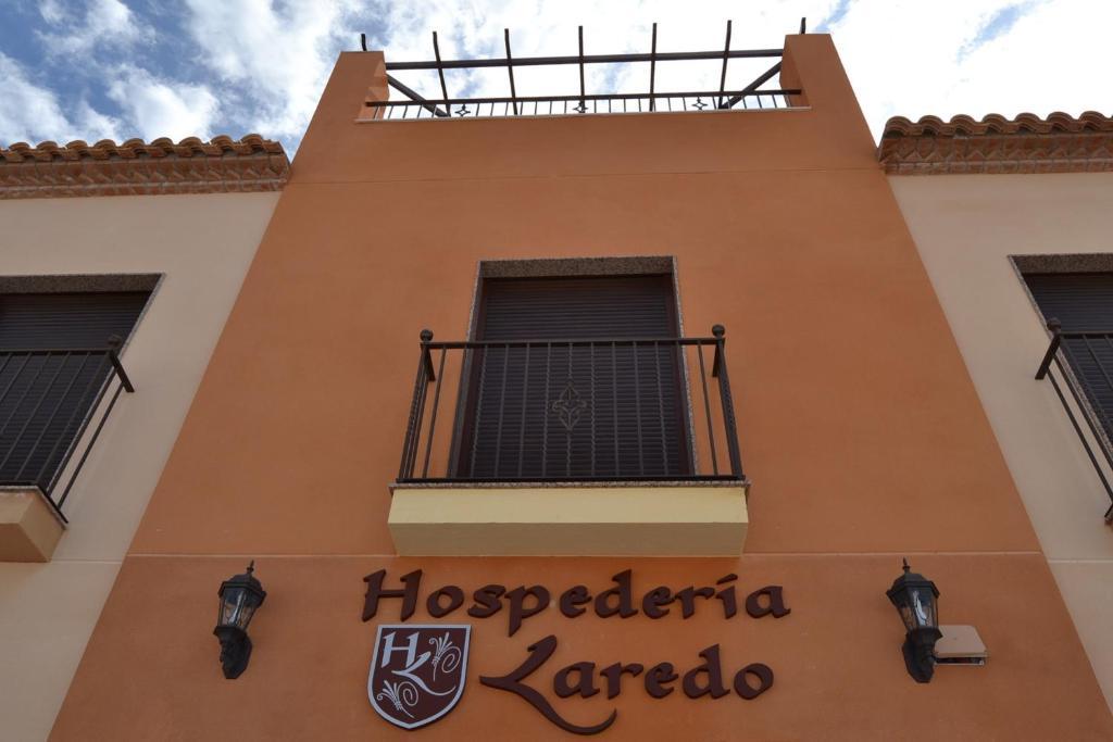 Hotel Hospederia Laredo La Carlota Exteriér fotografie